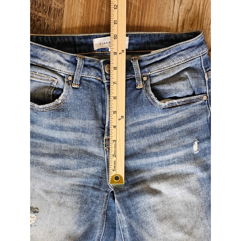 Risen Jeans Distressed Straight Leg Medium Wash Denim Raw Hem Size 1/25 - Picture 3 of 7